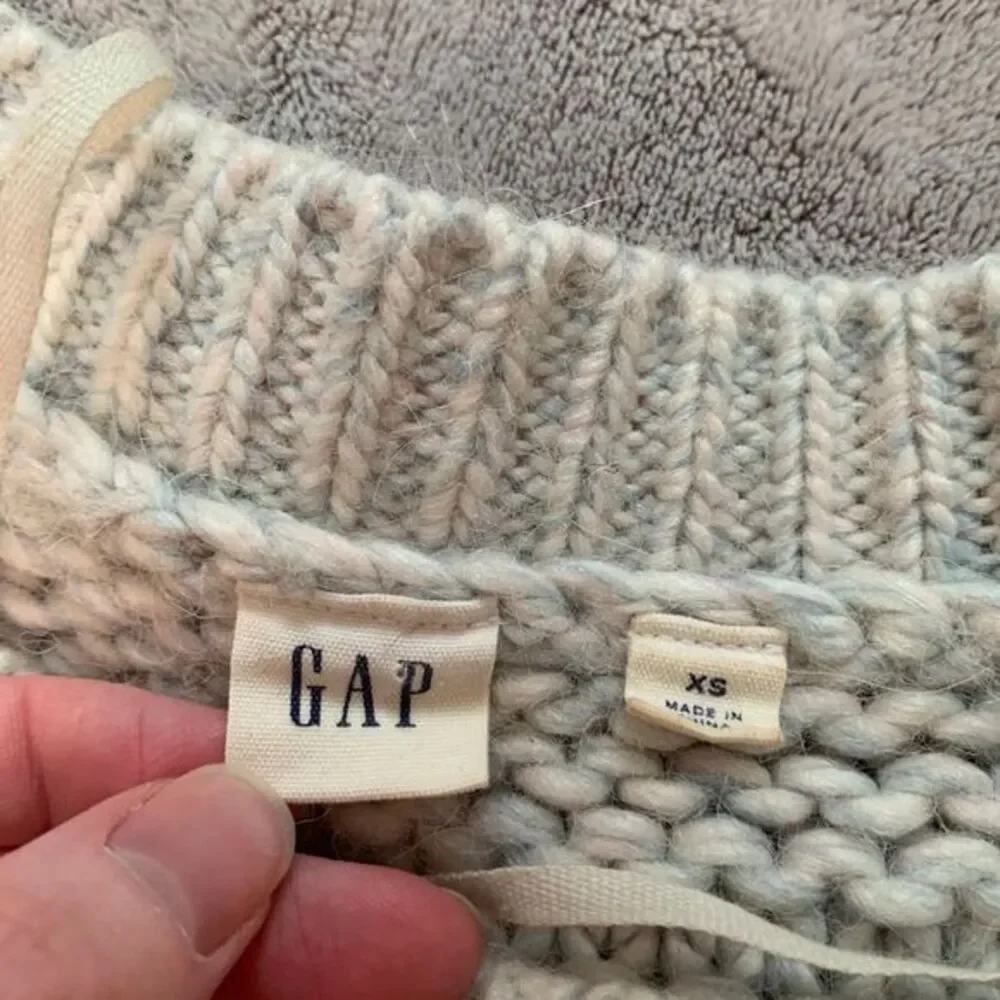 GAP Womens XS Sweater Chunky Knit‎ Cable Sweater Oversized Puff Sleeve Winter